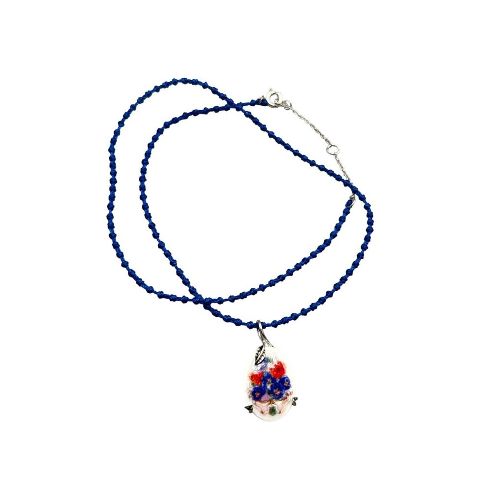 Petite Blue Floral Cameo Style Necklace Sterling Silver Setting Red And Blue